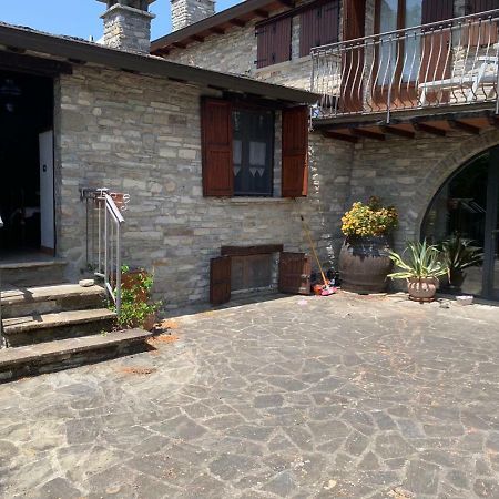 Villa Borgo Scorza Pietramogolana Exterior foto
