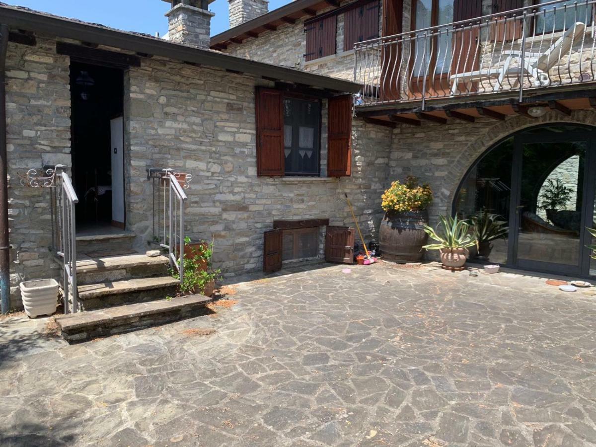 Villa Borgo Scorza Pietramogolana Exterior foto